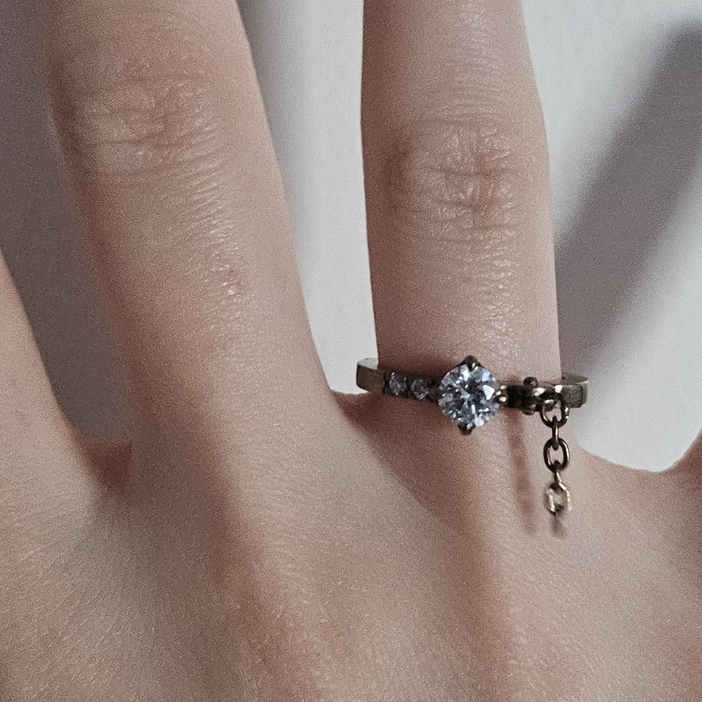 Justin Davis Gyaru Vkei Gold Handcuff Ring
